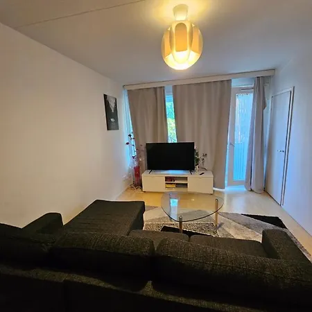 Comfortable 1 Bedroom In